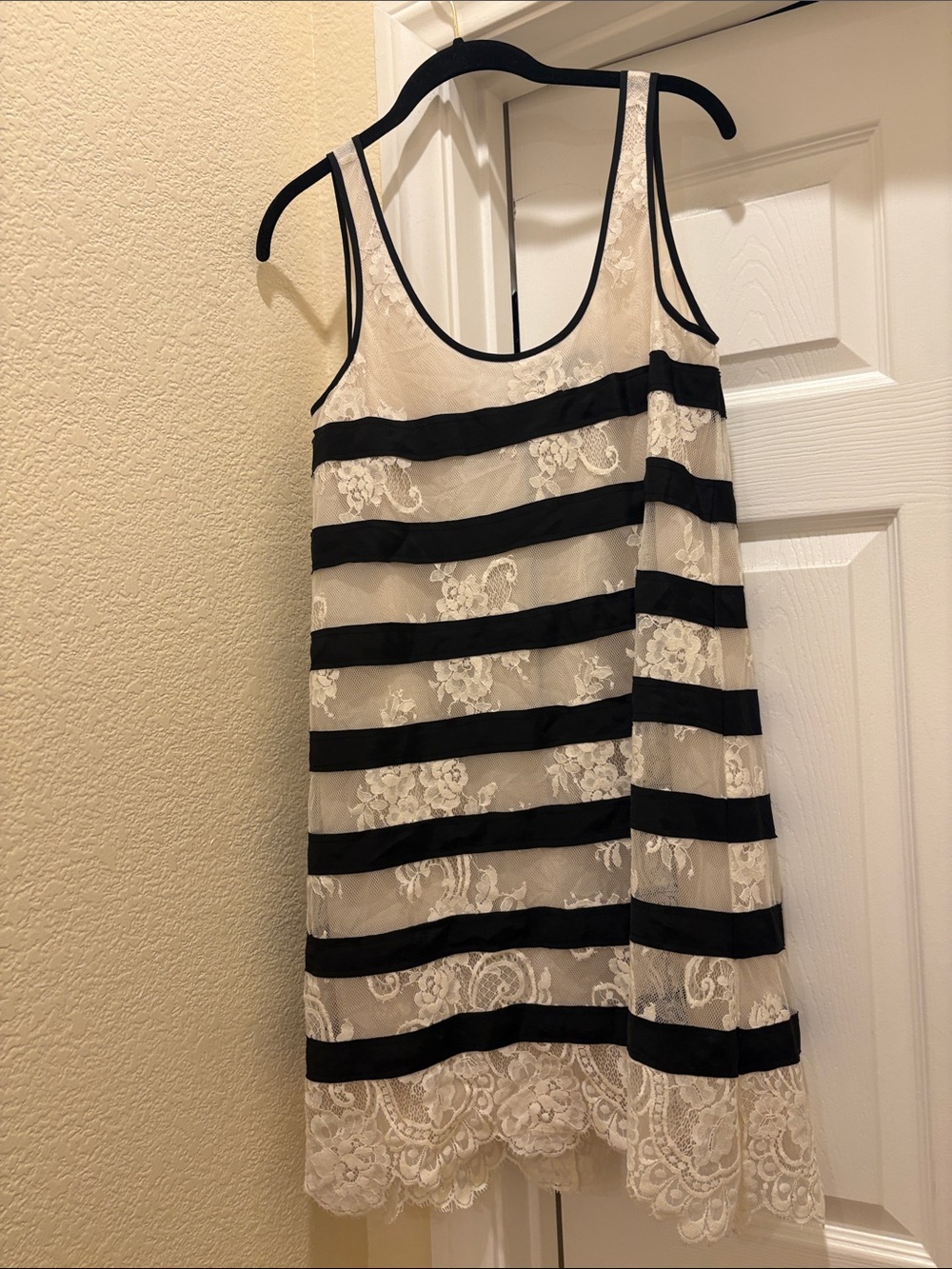 BCBG MAXAZRIA Sleeveless Lace Overlay Dress with Black Stripes, size small